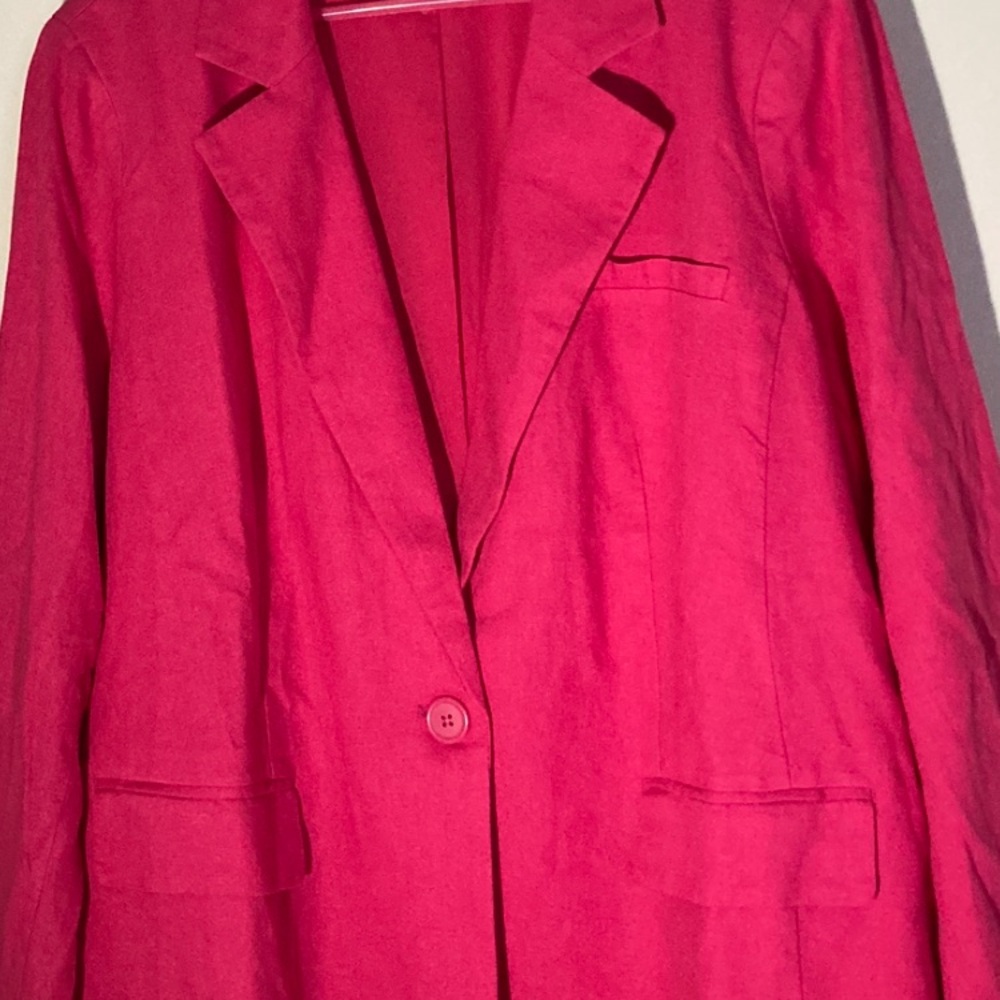 Bar III Pink Blazer with Lapels and Textured Fabric